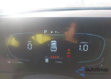 2025 Kia Sportage X-Line z USA, uszkodzony, nr VIN 5XYK6CDFXSG289201